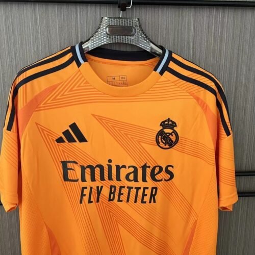 Real Madrid Away Soccer Jersey 2024/25 photo review