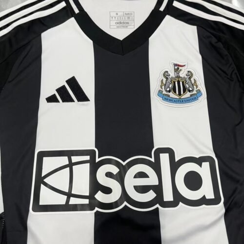 Newcastle United Home Soccer Jersey 2024/25 photo review